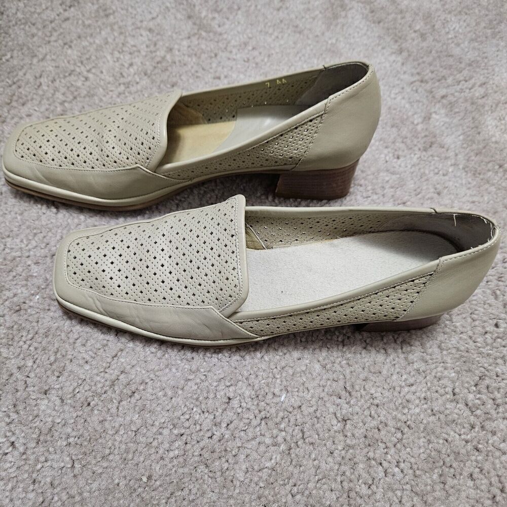 Rangoni Firenze Women's Size 7 AA Tan Leather Low Heels Pump Square Toe Shoes
